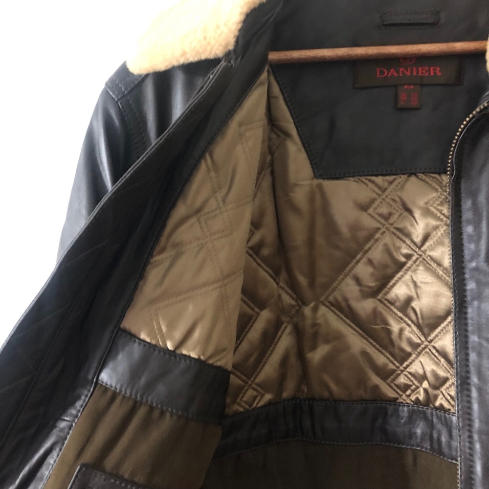 Danier Leather Medium - Brown Aviator Bomber Jacket Men’s Size Medium - Picture 3 of 8